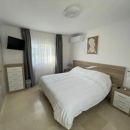 Lets In The Sun - Costa Del Sol Villa