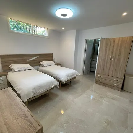 Lets In The Sun - Costa Del Sol Villa *