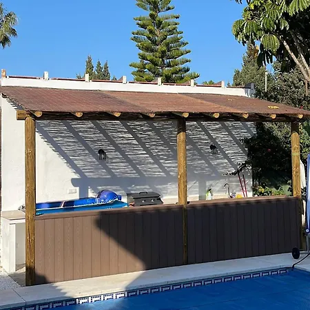 Villa Lets In The Sun - Costa Del Sol
